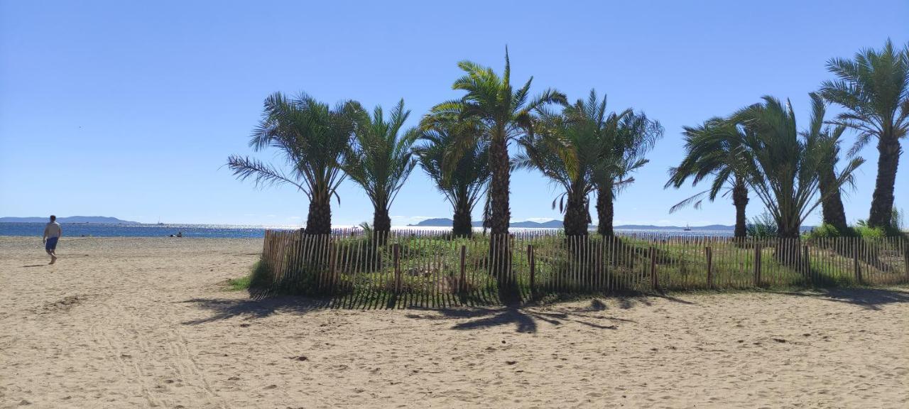 Suite Avec Tropezienne Vue Mer Hyères المظهر الخارجي الصورة